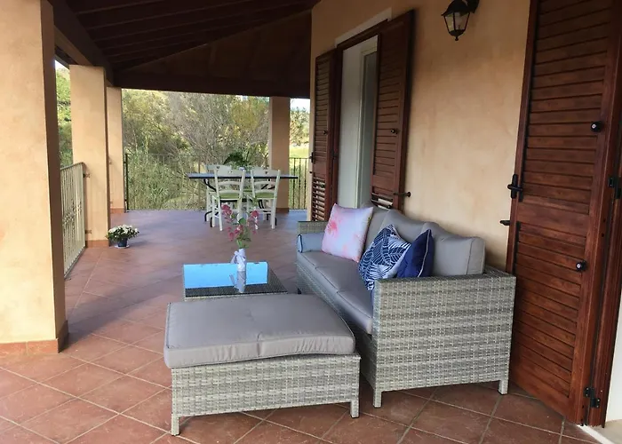 La Vigna * Domus de Maria